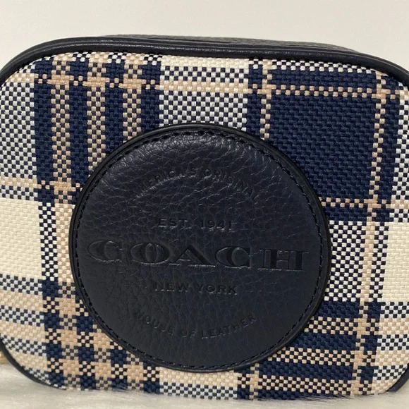 New๐Coach Mini Dempsey Camera Crossbody Bag And Coach Patch - Picture 8 of 10
